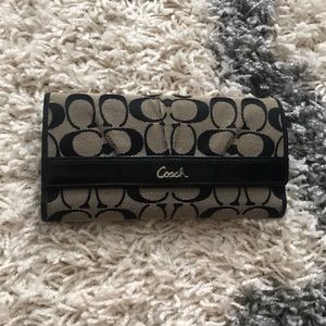 Women’s Coach Wallet